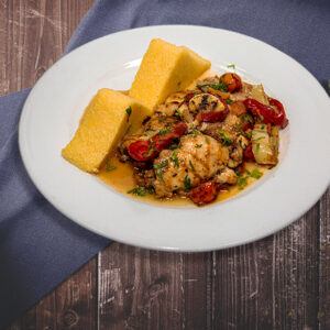 Saramură de pui cu mămăligă